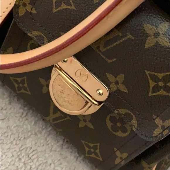 Louis Vuitton Manhattan GM - Picture 11 of 16